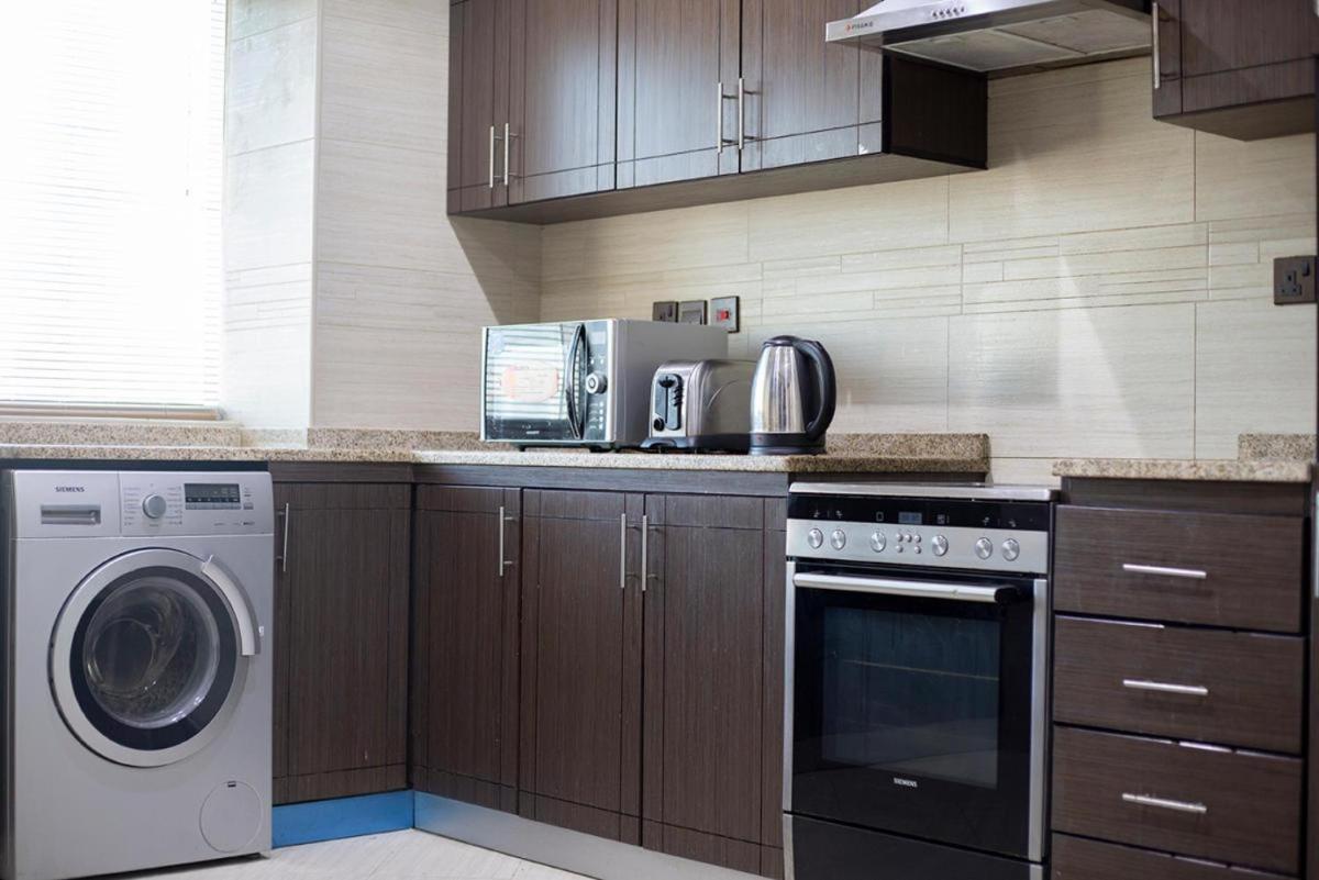 Better Living Hotel Apartments Dubai Exterior photo